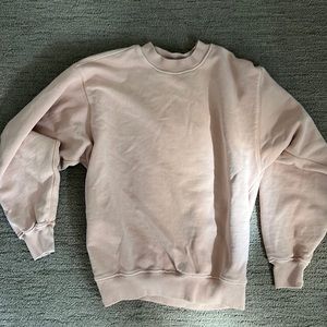 light pink Elwood sweatshirt!